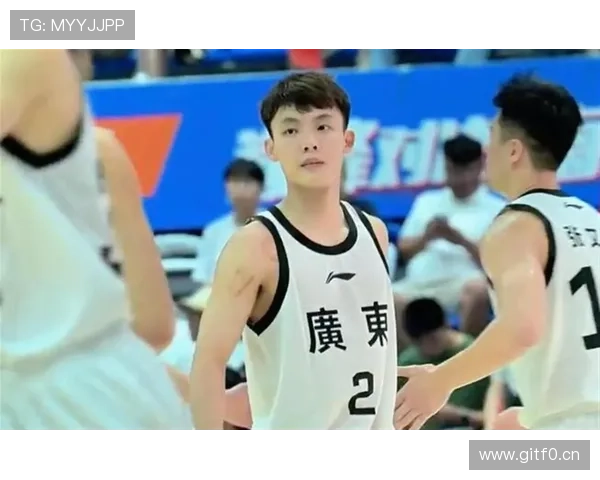 徐杰22分8助高诗岩0分反差 徐杰22分8助高诗岩0分反差