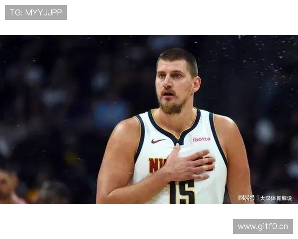 穆雷约基奇季后赛25+5+5并列历史第一